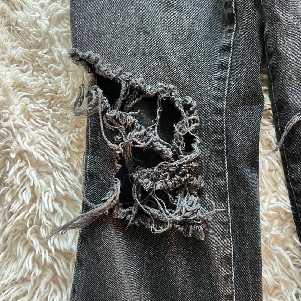 BDG Black Distressed Ankle Jeans - Picture 4 of 9